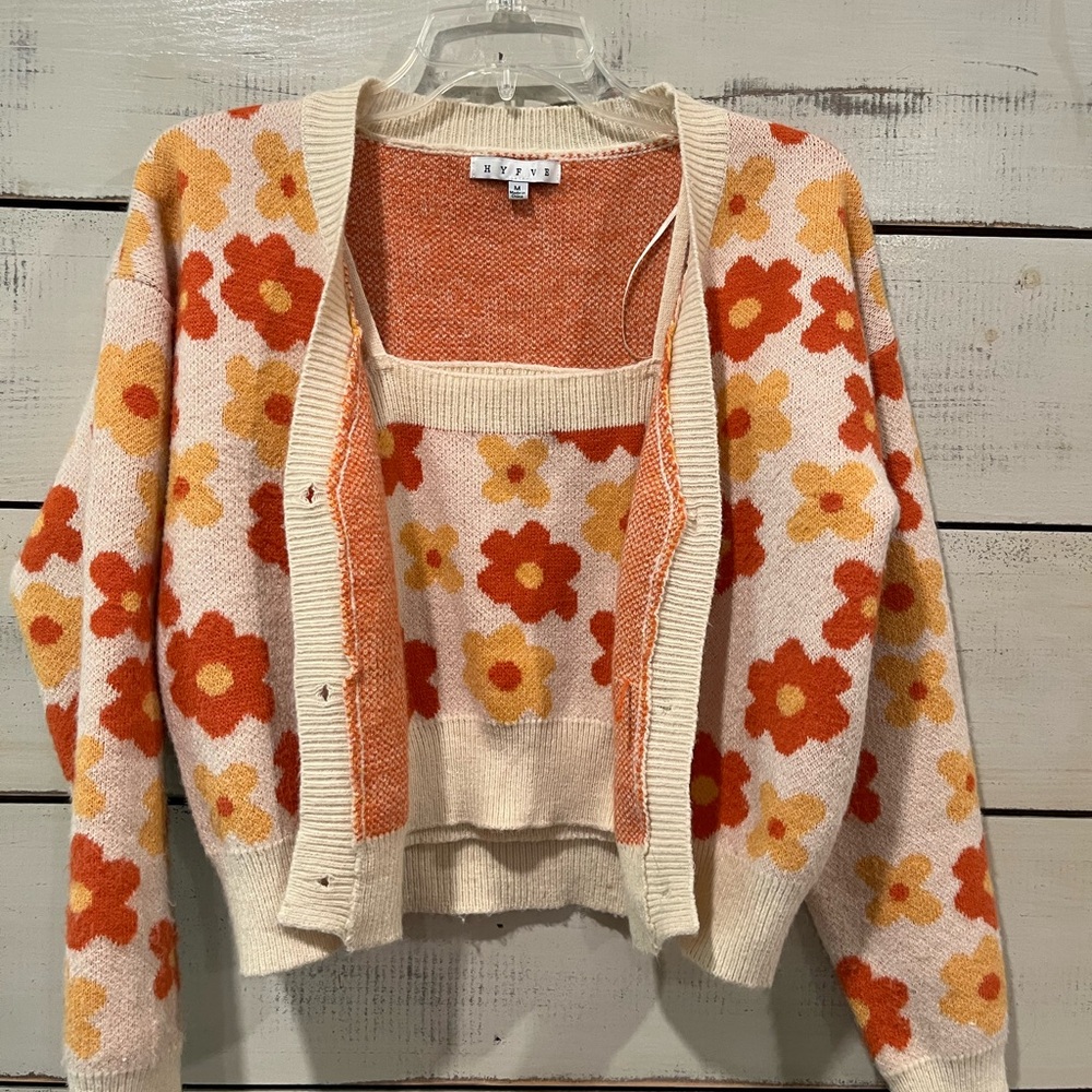 HYFVE sweater with tank set / Medium